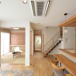 ゆったりカフェ空間のあるデザイン住宅/上越市昭和町（SYOWAMACHIの家)
